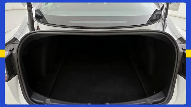 2021 Tesla Model 3 Standard Range Plus Rear-Wheel Drive