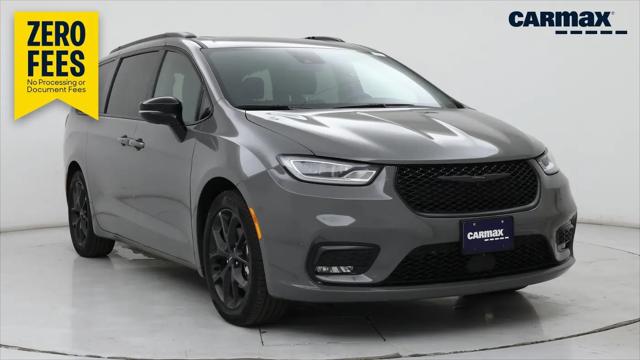 2025 Chrysler Pacifica Limited for sale in Merriam, KS