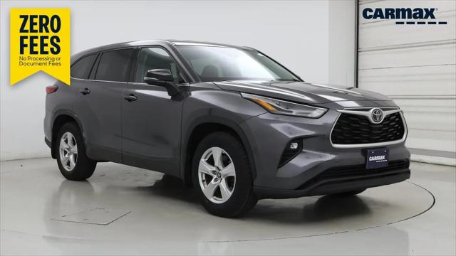 2022 Toyota Highlander LE for sale in Smithtown, NY