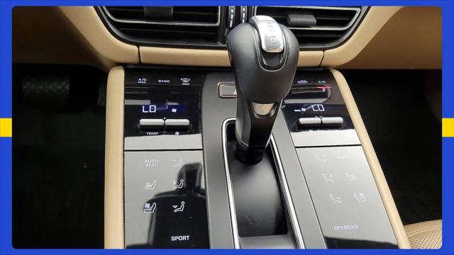 2024 Porsche Macan T