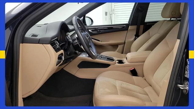 2020 Porsche Macan Macan