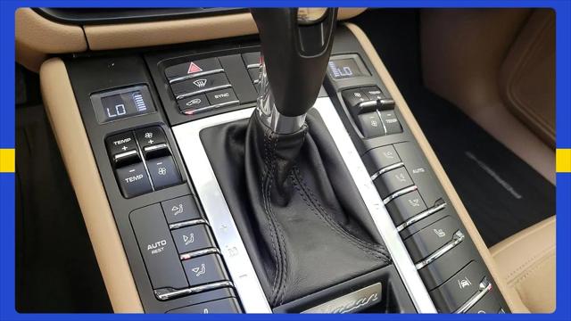 2020 Porsche Macan Macan