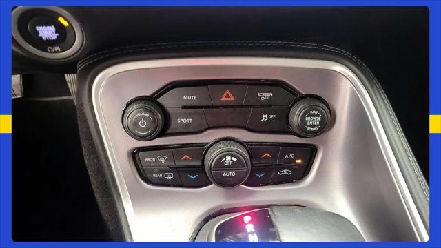2020 Dodge Challenger SXT