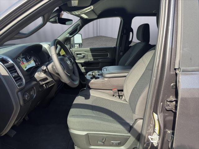 2026 Ram 2500 Big Horn Crew Cab 4x4 64 Box