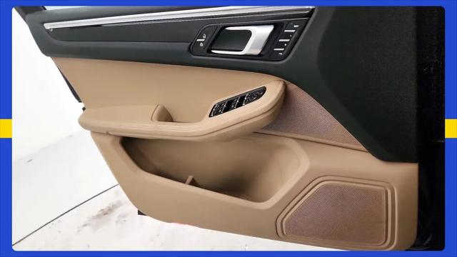 2023 Porsche Macan Macan