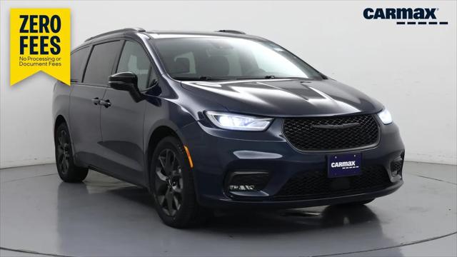 2024 Chrysler Pacifica Touring L AWD for sale in Urbandale, IA