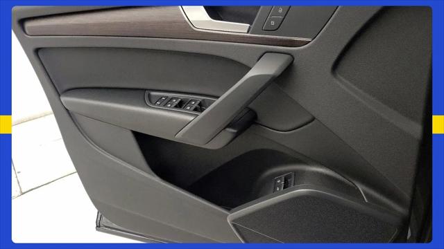 2025 Audi Q5 Premium 55 TFSI e S line quattro S tronic