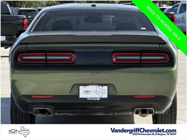 2021 Dodge Challenger SXT