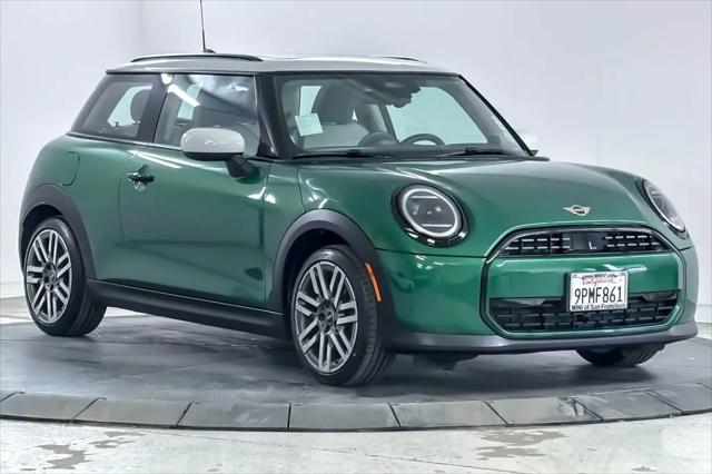 2025 MINI Hardtop Cooper