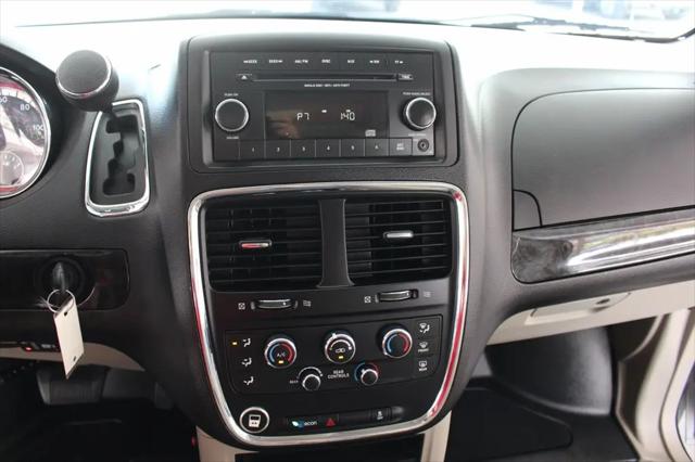 2015 Dodge Grand Caravan SE