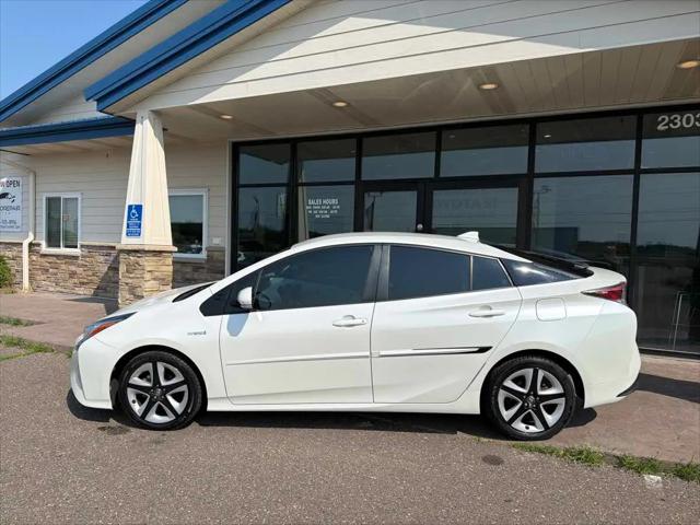 2016 Toyota Prius Four Touring for sale in Loretto, MN
