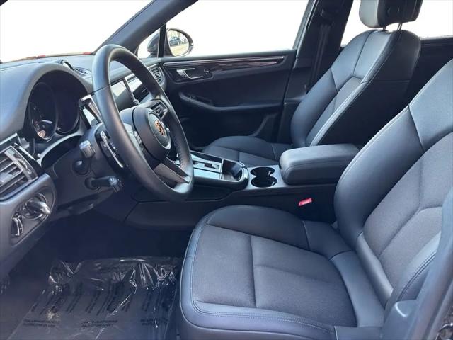 2023 Porsche Macan Macan