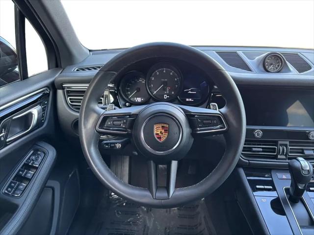 2023 Porsche Macan Macan