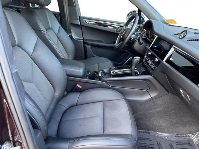 2023 Porsche Macan Macan