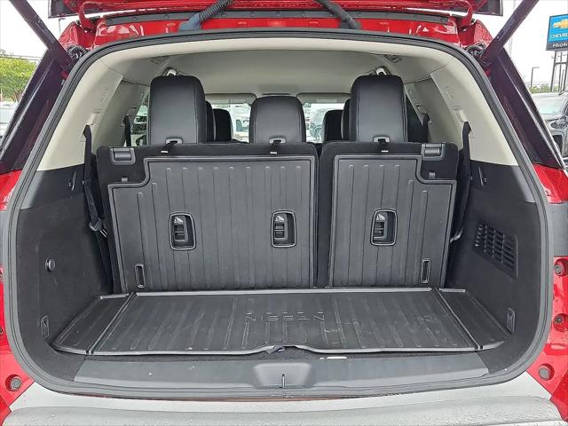 2023 Nissan Pathfinder SL 4WD