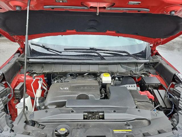 2023 Nissan Pathfinder SL 4WD