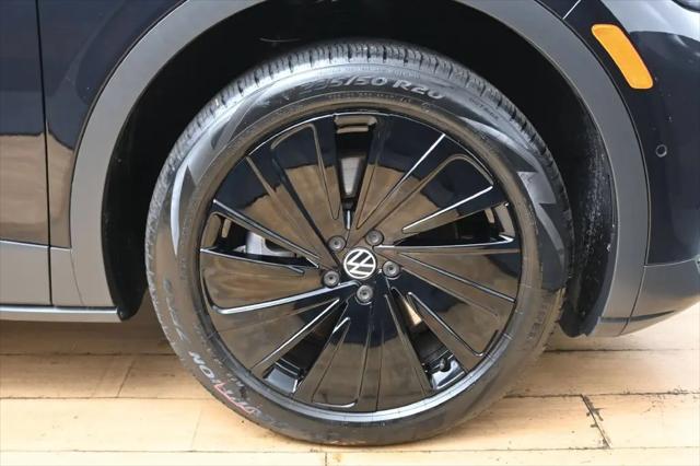 2025 Volkswagen ID.4 AWD Pro