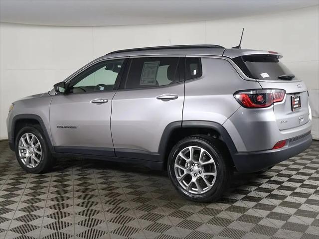 2023 Jeep Compass Latitude Lux FWD