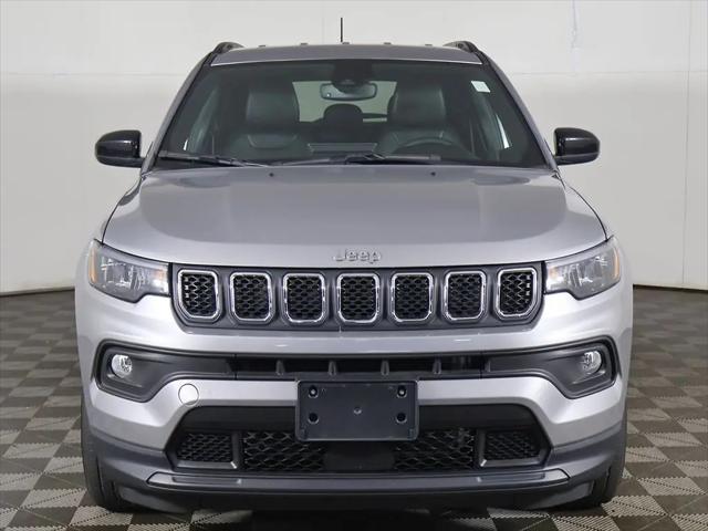 2023 Jeep Compass Latitude Lux FWD