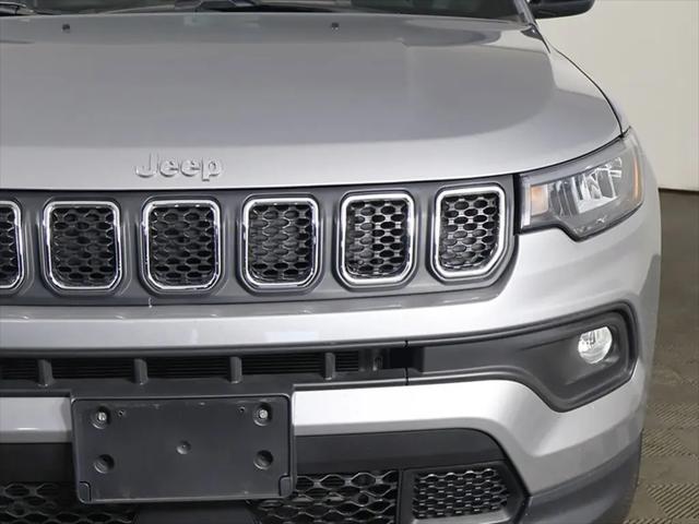 2023 Jeep Compass Latitude Lux FWD