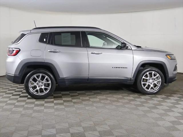 2023 Jeep Compass Latitude Lux FWD