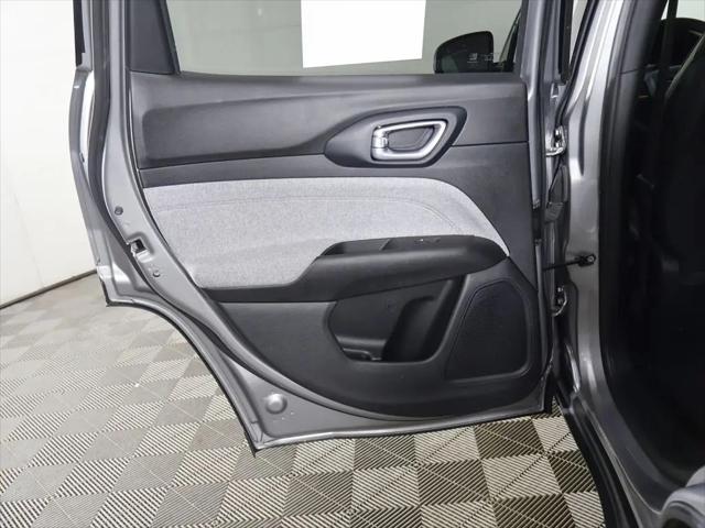 2023 Jeep Compass Latitude Lux FWD