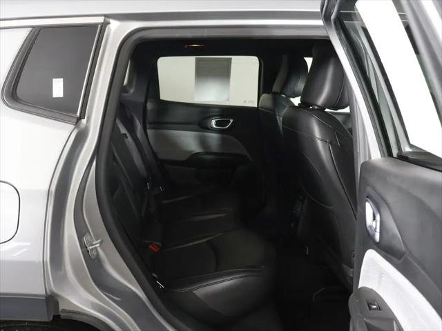 2023 Jeep Compass Latitude Lux FWD