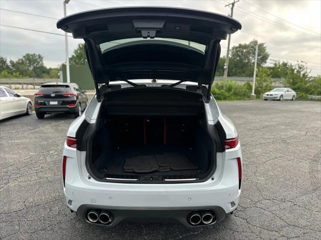 2021 Jaguar F-PACE SVR P550 AWD Automatic