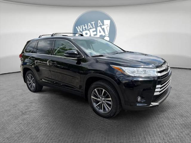 2019 Toyota Highlander XLE for sale in Pittsburgh, PA