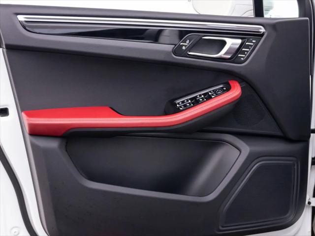 2023 Porsche Macan S