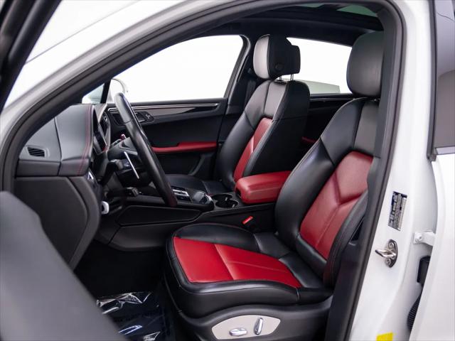 2023 Porsche Macan S