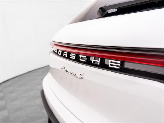 2023 Porsche Macan S