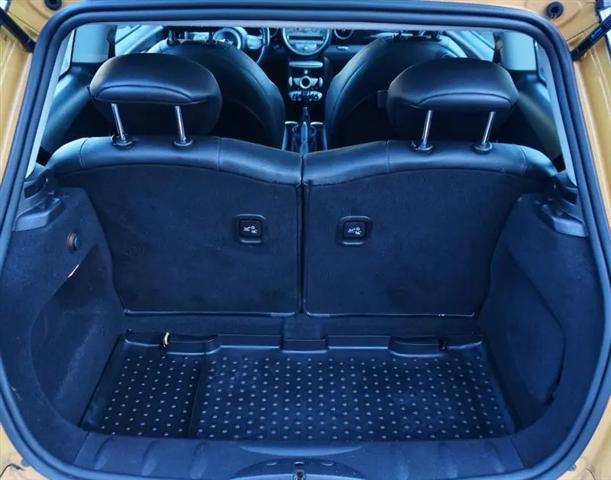 2009 MINI Cooper Cooper