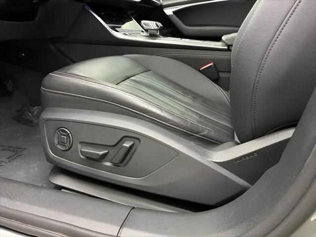 2024 Audi A6 Premium Plus 45 TFSI quattro S tronic