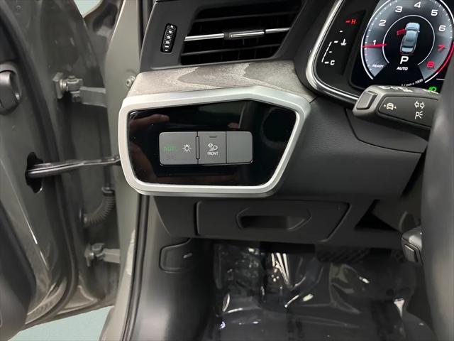 2024 Audi A6 Premium Plus 45 TFSI quattro S tronic