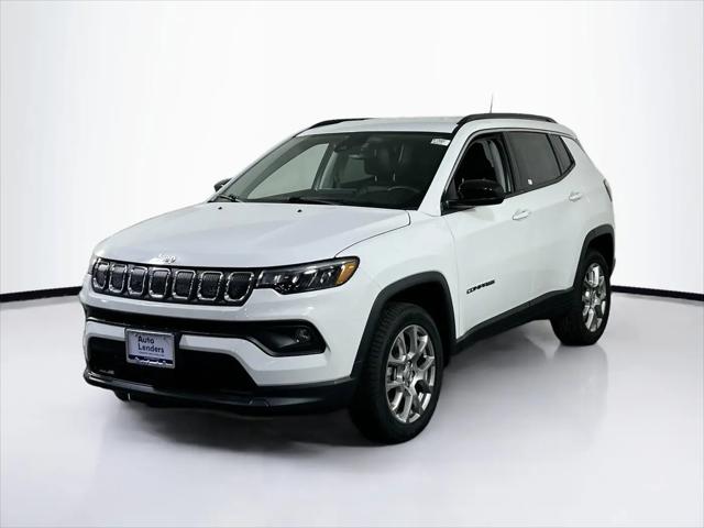 2022 Jeep Compass Latitude Lux 4x4 for sale in Voorhees, NJ