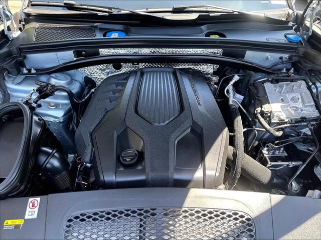 2023 Porsche Macan Macan