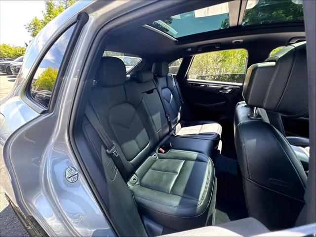 2023 Porsche Macan Macan