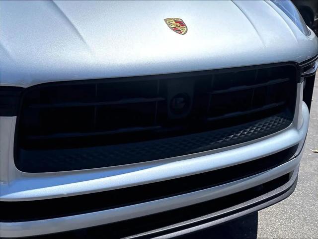 2023 Porsche Macan Macan