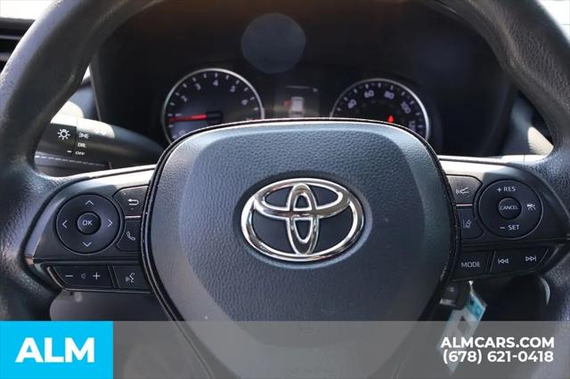 2020 Toyota RAV4 LE