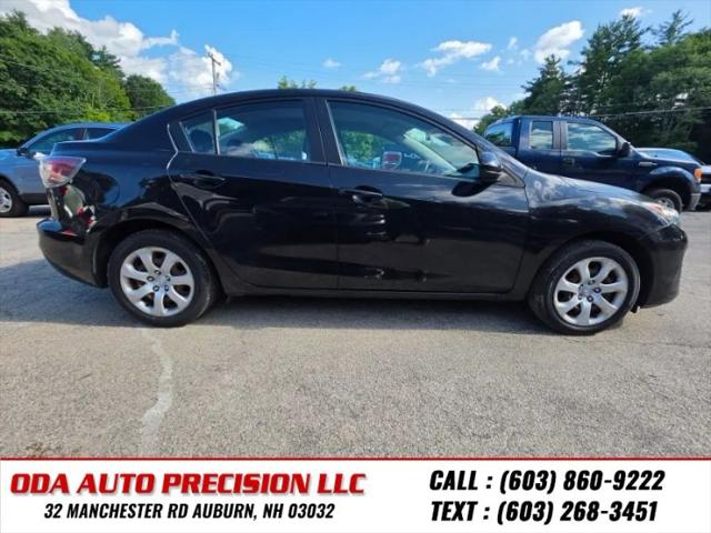 2013 Mazda Mazda3 i Sport
