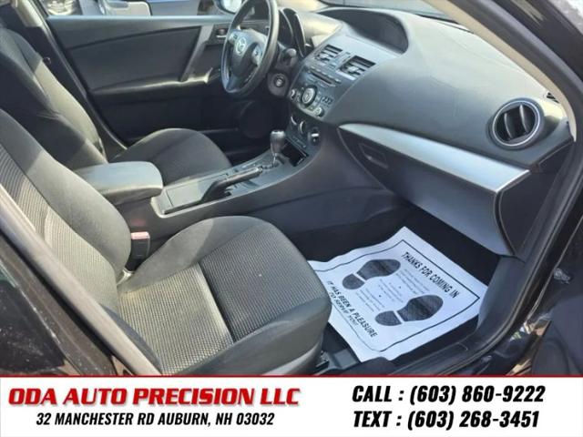 2013 Mazda Mazda3 i Sport