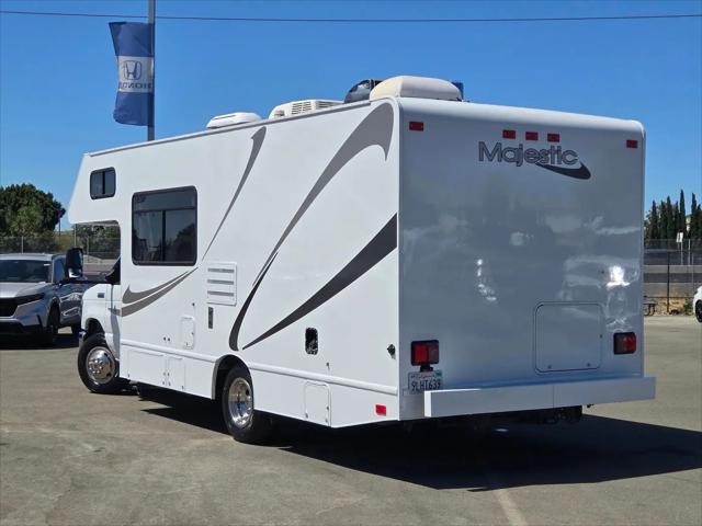 2018 Ford E-350 Cutaway E-350