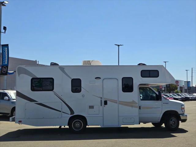 2018 Ford E-350 Cutaway E-350