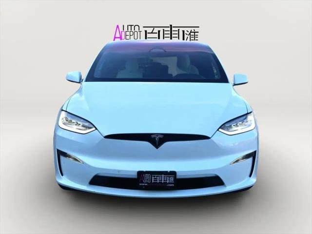 2023 Tesla Model X Standard Range