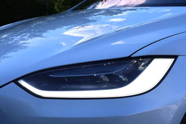 2023 Tesla Model X Standard Range