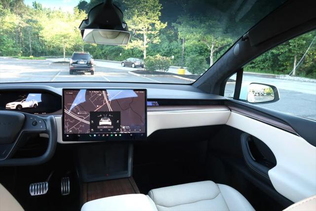 2023 Tesla Model X Standard Range