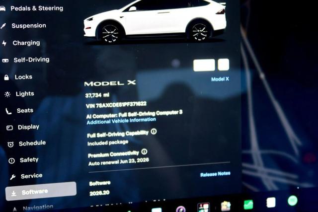 2023 Tesla Model X Standard Range