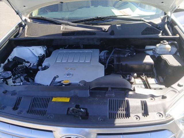 2013 Toyota Highlander Limited V6