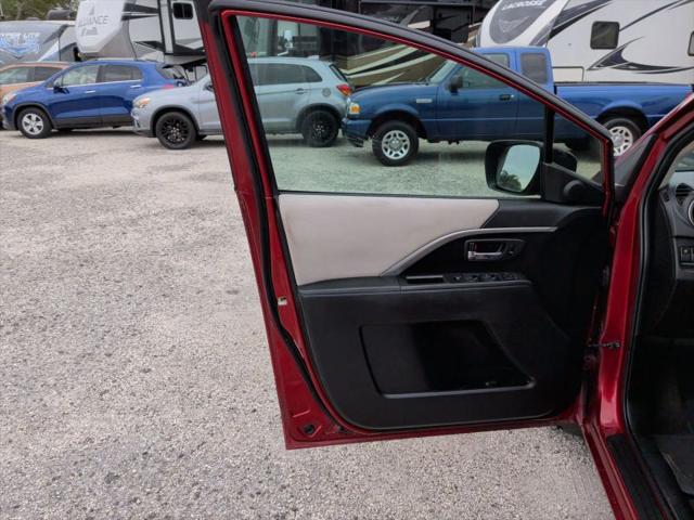 2015 Mazda Mazda5 Sport